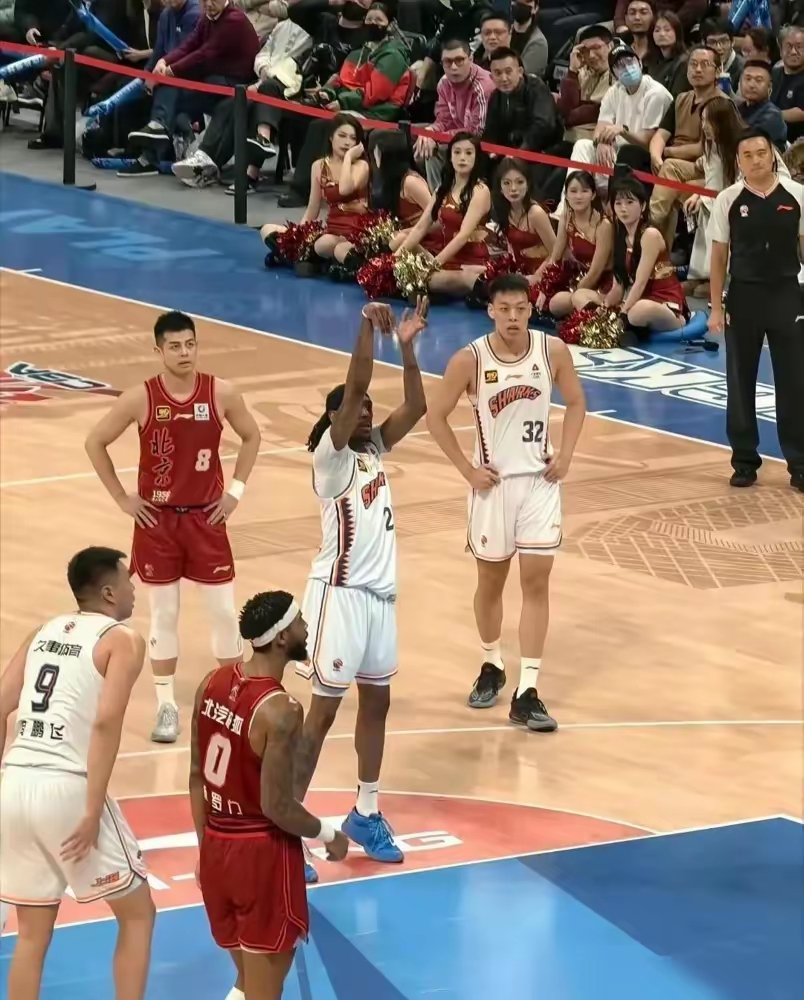 开云体育运营团队-包含今晚体能课后;北京首钢复出首秀备战NBA总决赛;信心回归;球队文化再被提及的词条